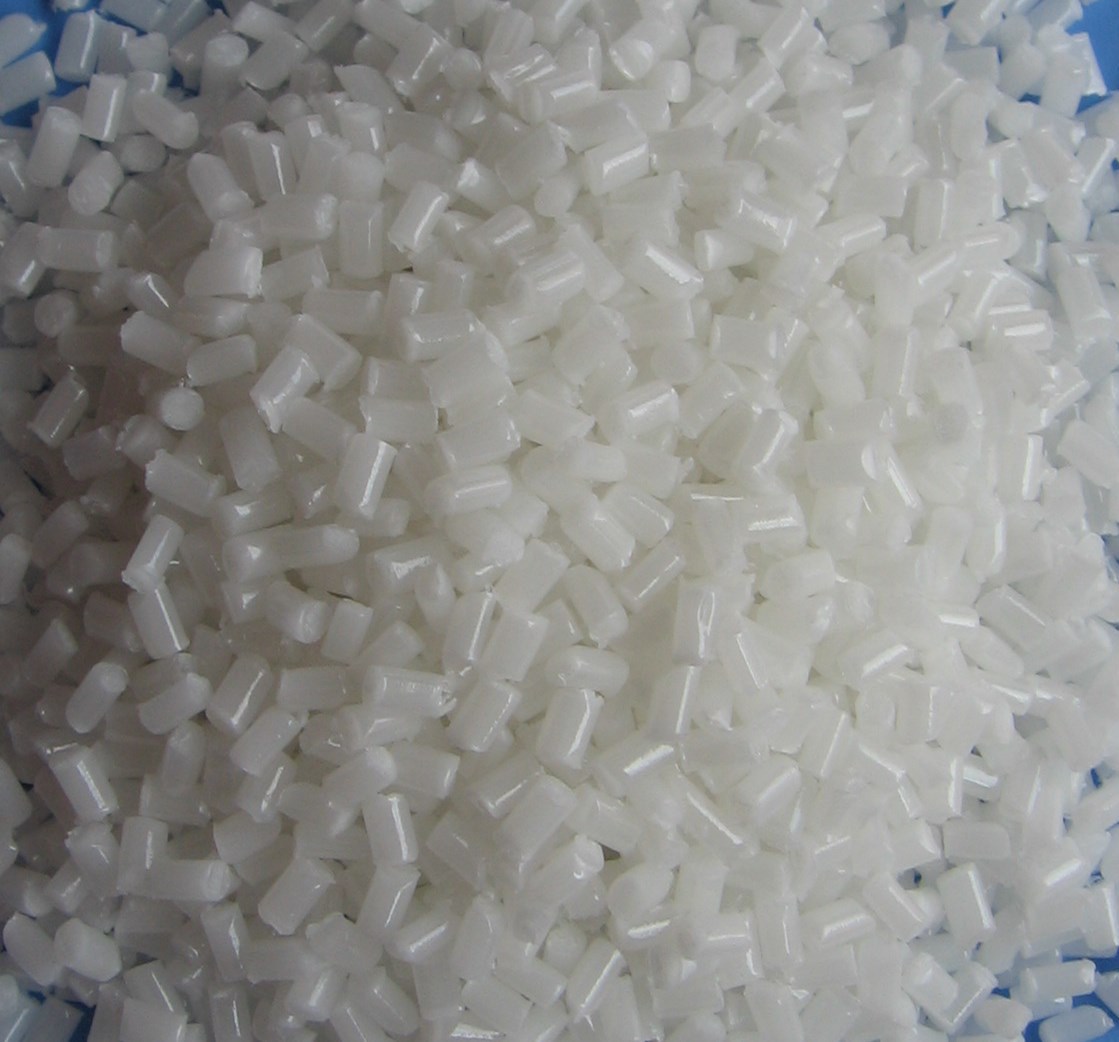 回收塑料登上大雅之堂，减少83%重量